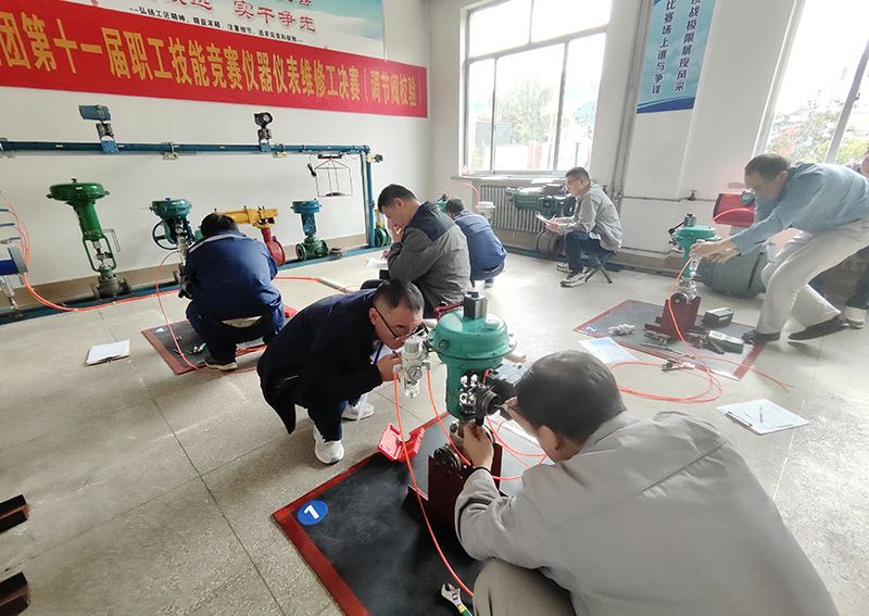 濮阳园区：：：集体第一  小我前四——河南能源第十一届职工技术较量仪器仪表维修工决赛在濮阳园区圆满闭幕