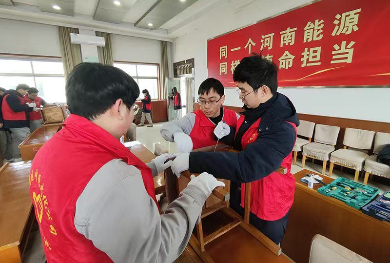 濮阳园区：：发展学雷锋自愿服务活动